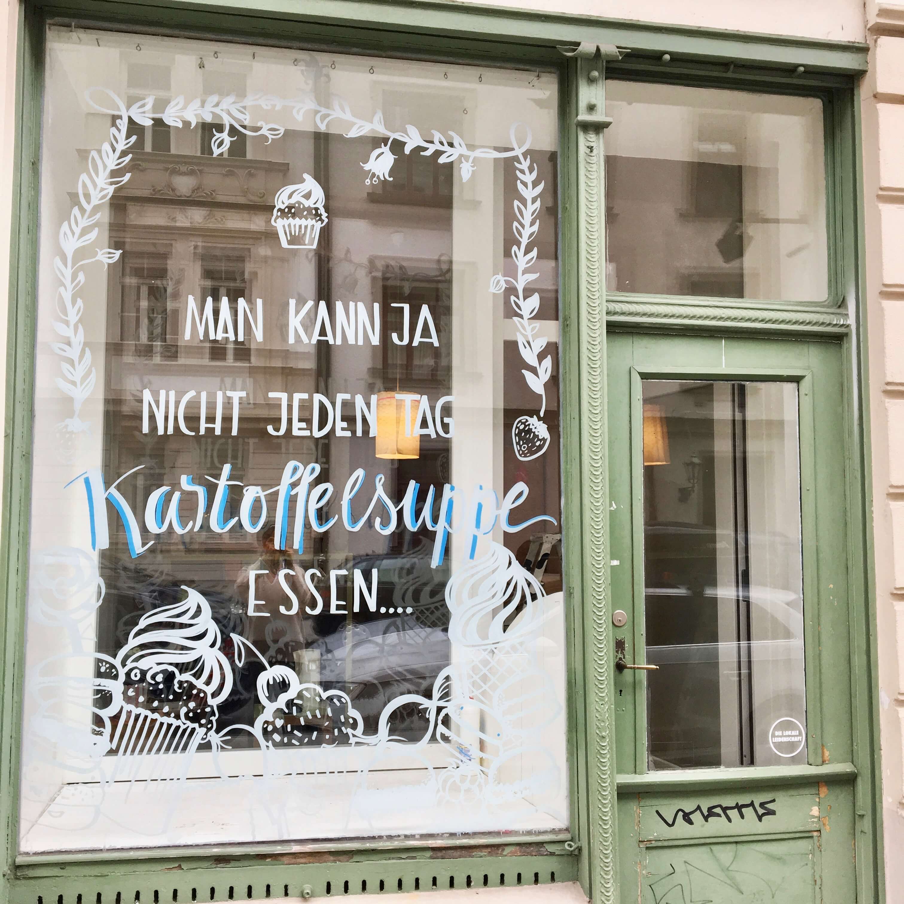 illustration window art katharina konte munich münchen germany deutschland künstleragentur artists agency lesartists by josef stockinger