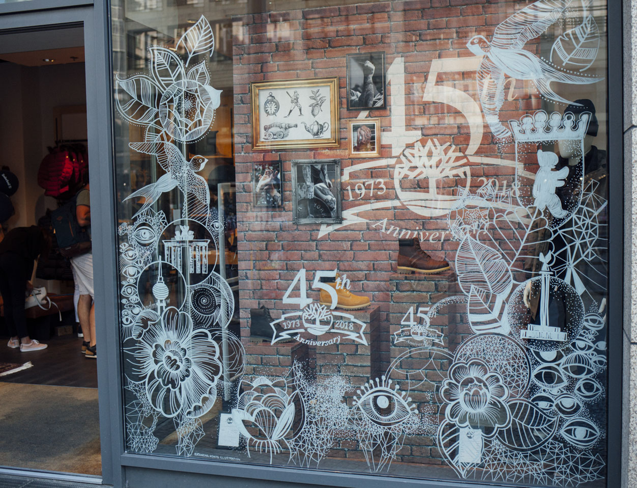 illustration window art katharina konte munich münchen germany deutschland künstleragentur artists agency lesartists by josef stockinger