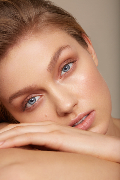 beauty hair make-up manicure Artist Melanie Hoppe les Artists by Josef Stockinger Agentur München