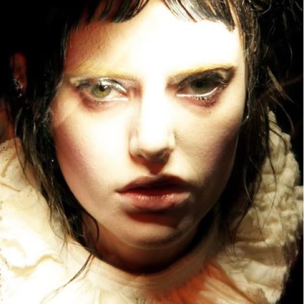 CRASH MAGAZINE© marijo zupanov - hair olivier schawalder lesArtists by Josef Stockinger creative agency