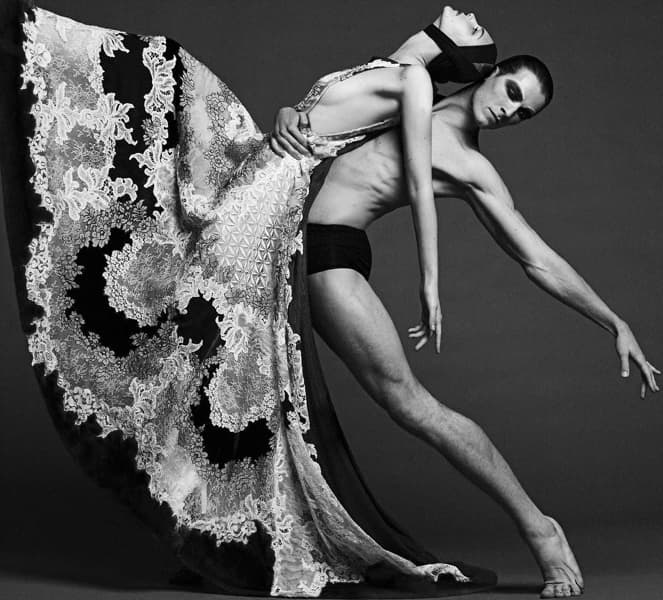 VOGUE ITALIA© luigi and iango - hair olivier schawalderlesArtists by Josef Stockinger creative agency