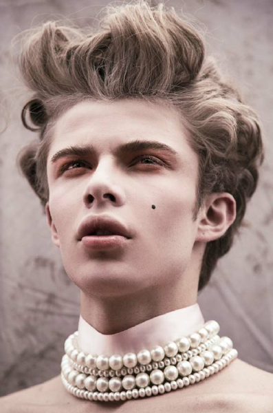 lesartists by josef stockinger creativ agencyhair and make up artist servulo mendez   artists community david suarez