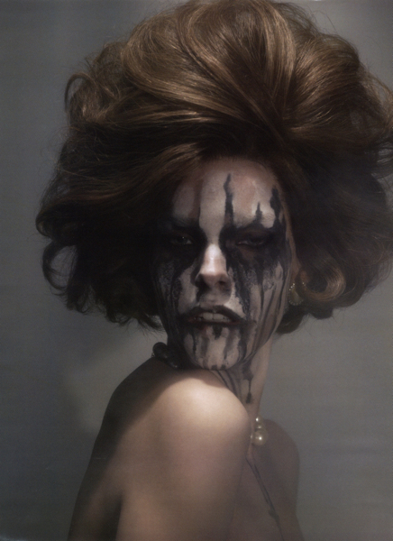 w magazine paul rowland  hair and make up artist thorsten weiss lesartists by josef stockinger creative agency