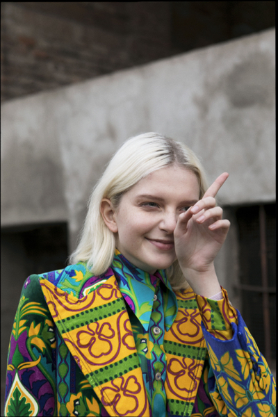 Özge Efek Styling les Artists by Josef Stockinger creative agency