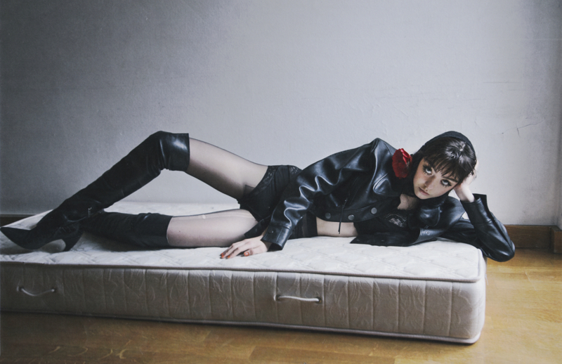 Özge Efek Styling Milano les Artists by Josef Stockinger creative agency